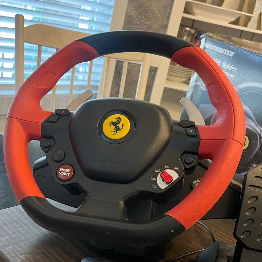 Ferrari 458 Spider Racing Wheel - Red and Black - Picture 7 of 9